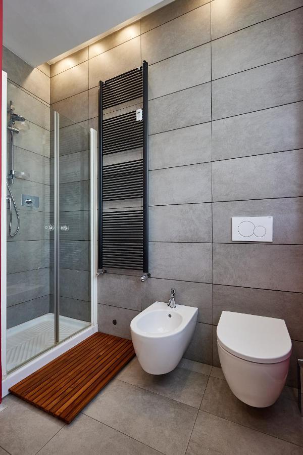 Suite In Town Bologna Bagian luar foto